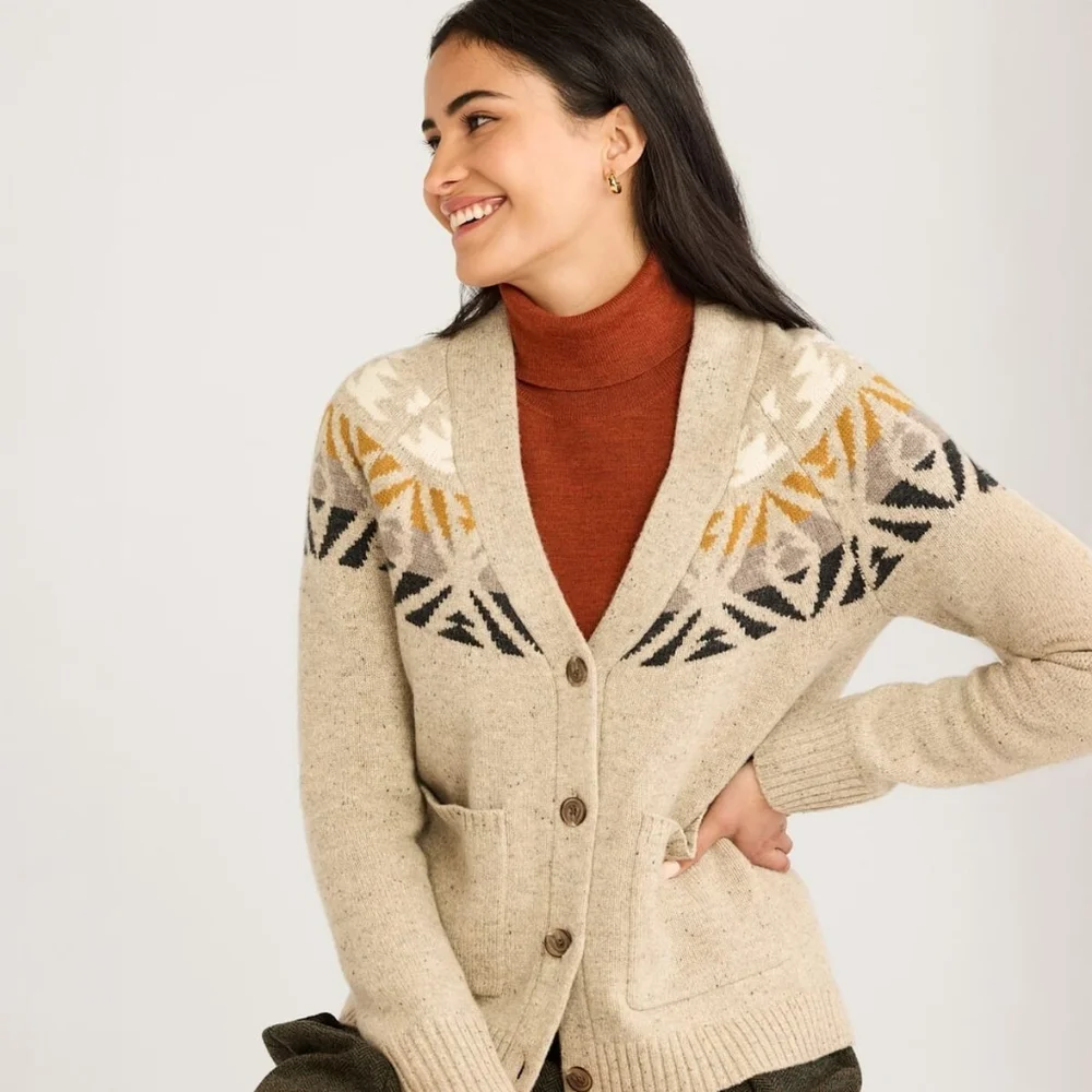 NWT Pendleton Beige Cardigan with Geometric Pattern